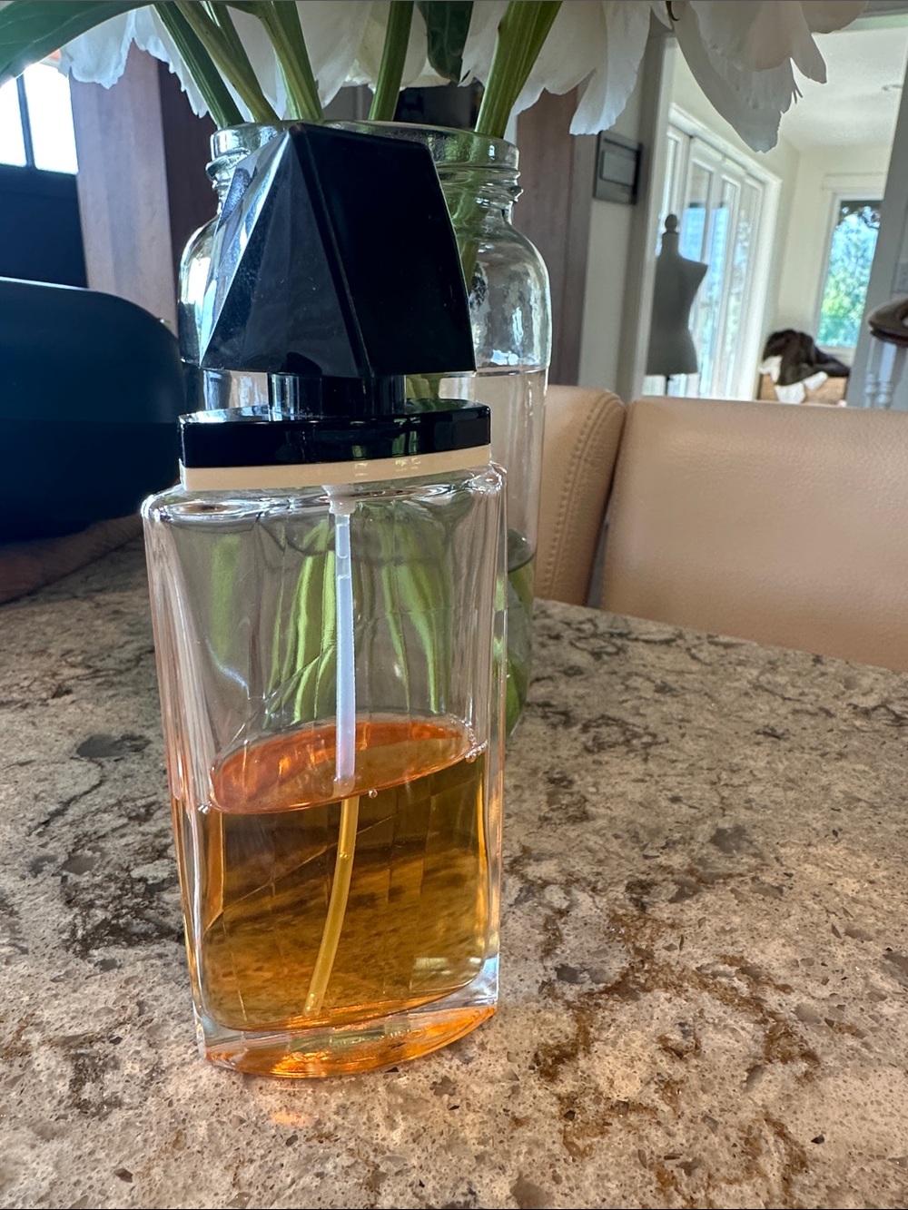 Bob mackie perfume